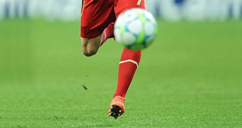 Altay 2 futbolcuyla anlaştı