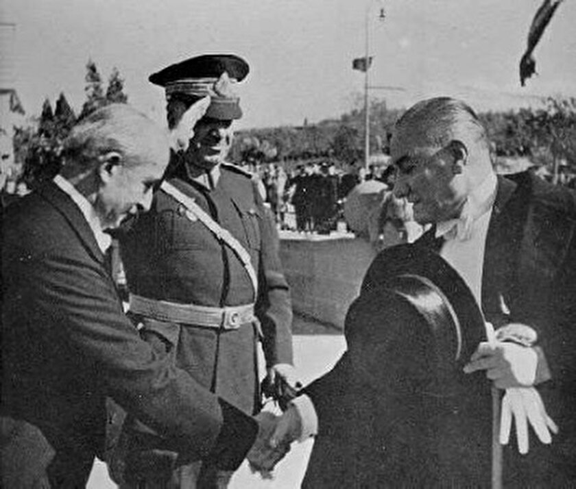 �Atatürk�ün en büyük düşmanı İsmet Paşa� Yeni Şafak