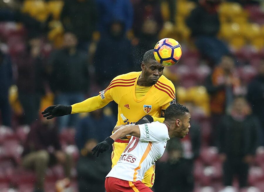 Silvestre Varela, sakatlığı nedeniyle Yeni Malatyaspor karşısında forma giyemeyecek.