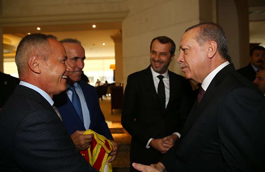 Cevad Prekazi, Cumhurbaşkanı Erdoğan'la birlikte.