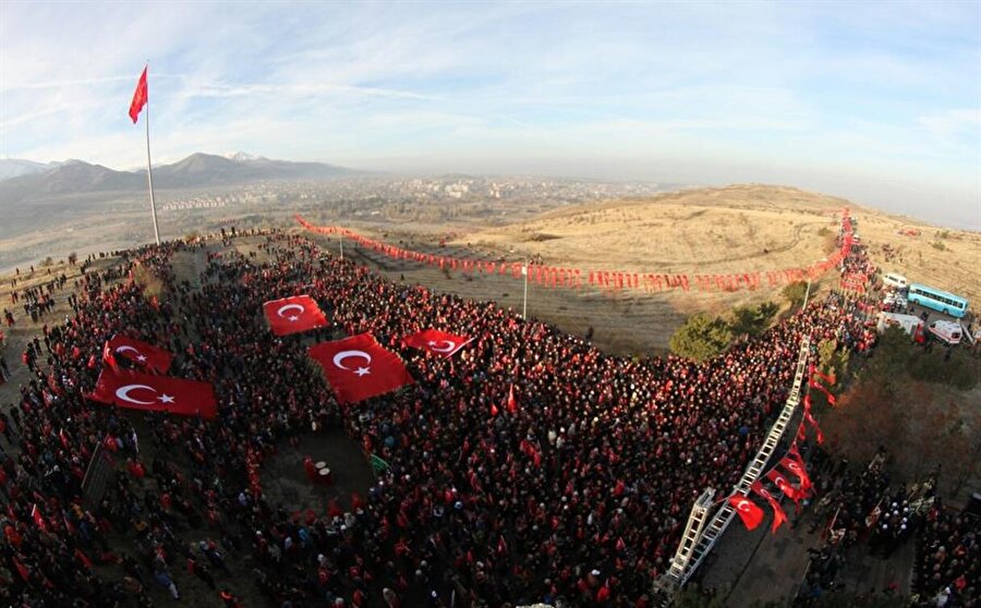 Erzurum'da "ecdada saygı" yürüyüşü
