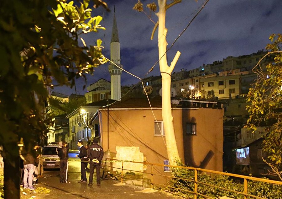 İstanbul'da 16 yaşındaki kızın cesedi bavulda bulundu.