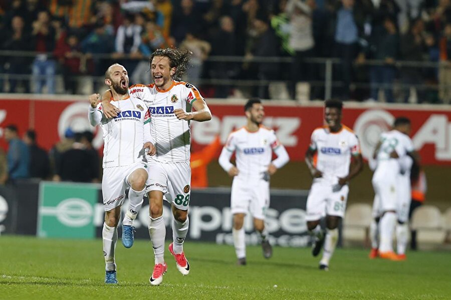 Alanyaspor 4-1 Başakşehir