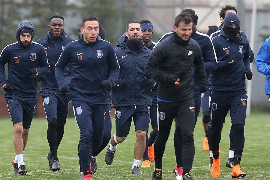 Mevlüt Erdinç, Cumhurbaşkanı Erdoğan'ı kutlayan ilk futbolcu oldu.