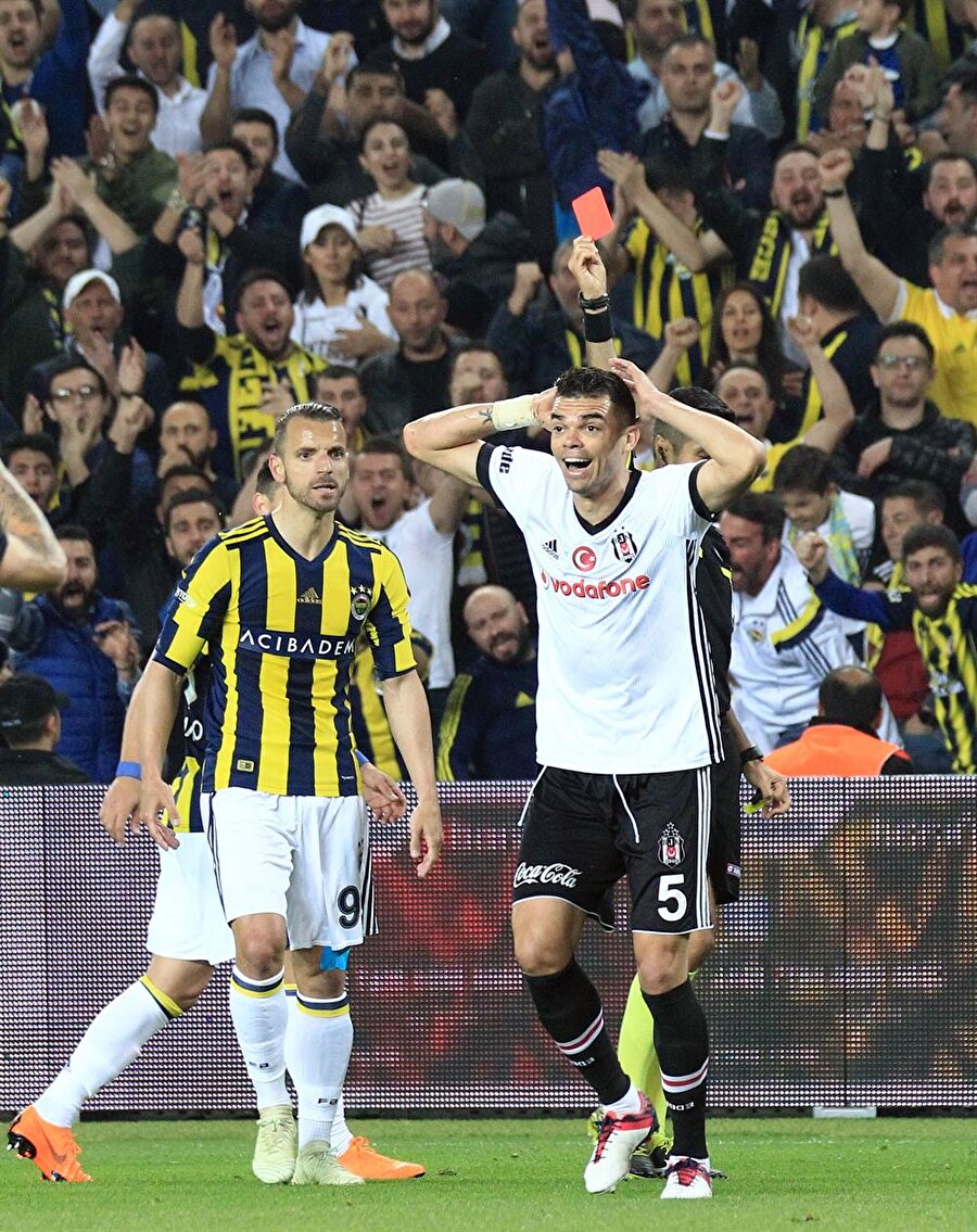 Soldado ve Pepe