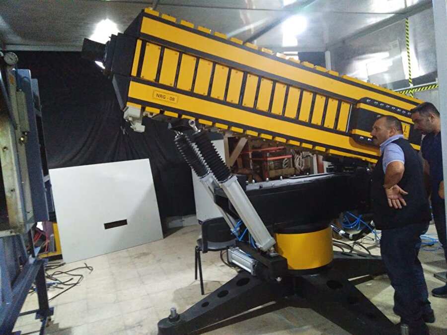 Elektromanyetik top sistemi 