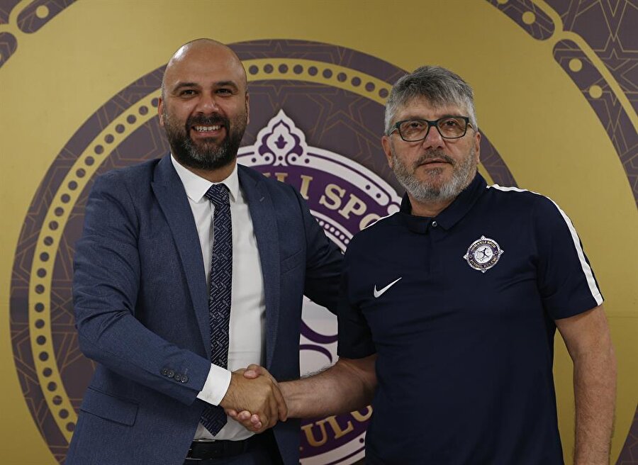 Başkent ekibi, daha önce anlaşmaya vardığı Akçay için Batıkent Tesisleri'nde imza töreni düzenledi.