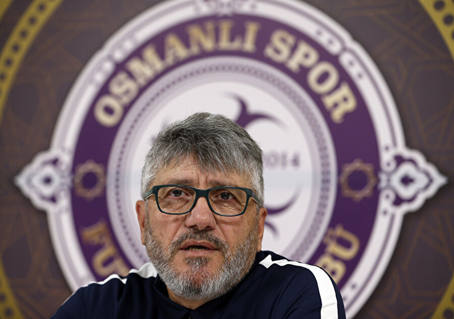 Mustafa Reşit Akçay son olarak Osmanlıspor'da görev almıştı.