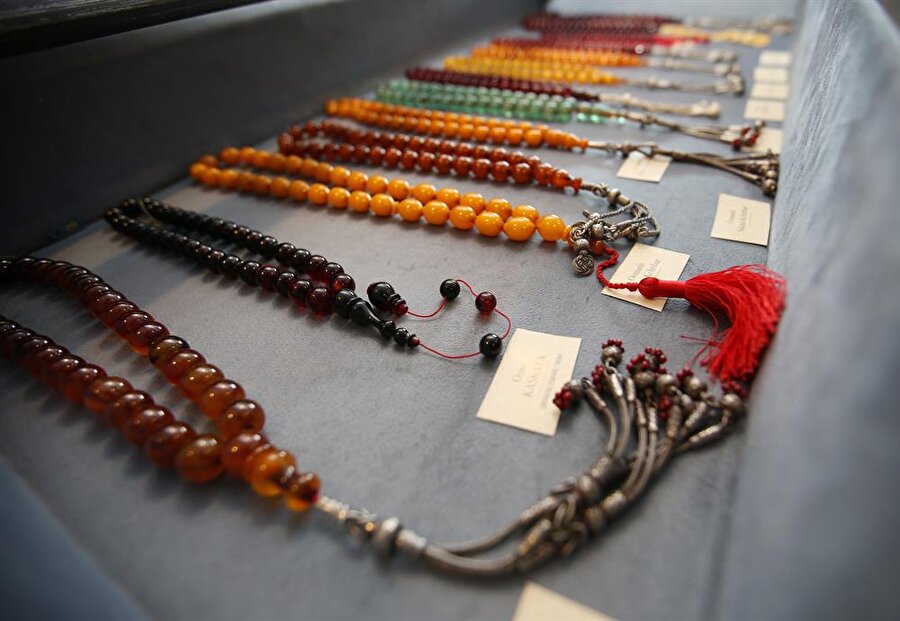 Tolga Arslan'ın koleksiyonunda 600'ün üzerinde tespih bulunuyor.