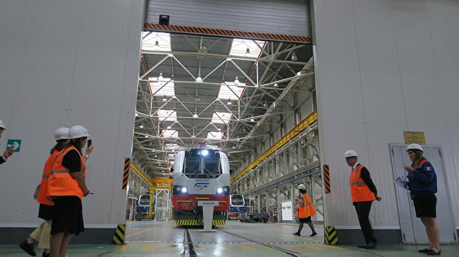 Elektrikli kargo lokomotifi