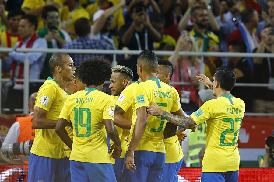 Neymar kendine geldi, Brezilya rahat turladı.