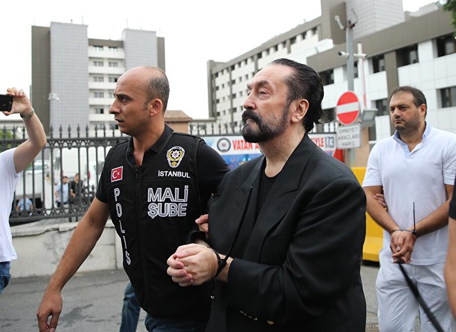 Adnan Oktar tutuklandı
