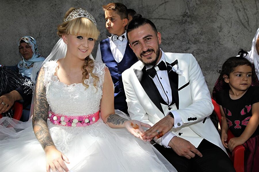 İngiltere'den Van'a gelin geldi