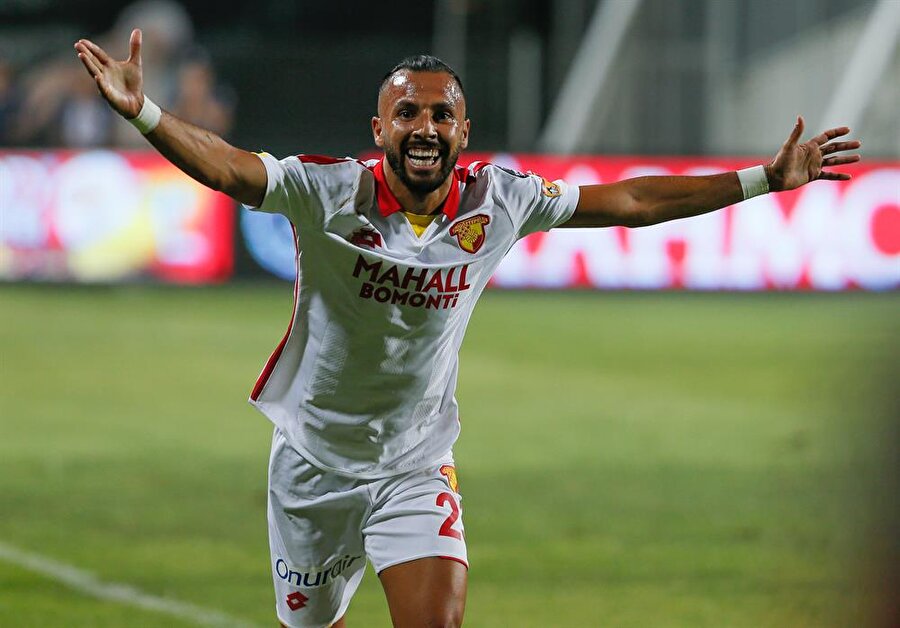 Sezon başında Galatasaray'dan Ege ekibine sessiz bir şekilde transfer olan Yasin Öztekin, Göztepe'de gösterdiği performansla kendisini buldu.