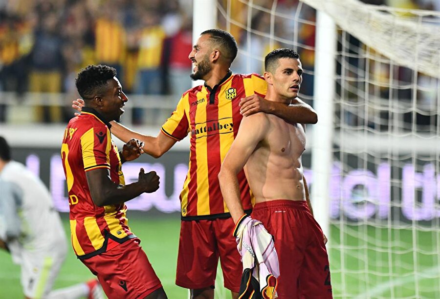 Yeni Malatya Süper Lig'in ilk iki haftasını galibiyetle kapattı.