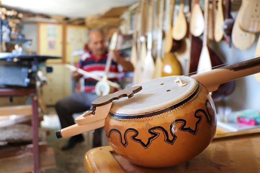 Kemane ustası Tahsin Yarar