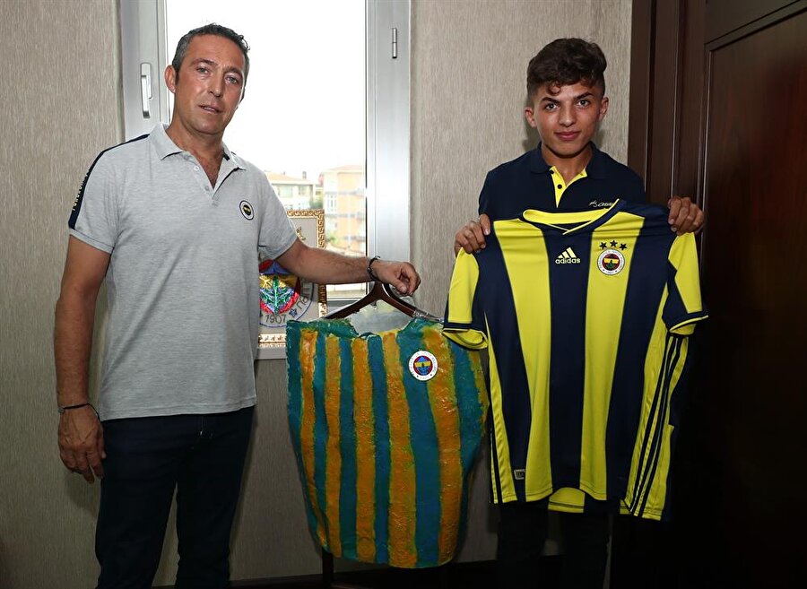 Fenerbahçe'den Bayram Akman'a jest.