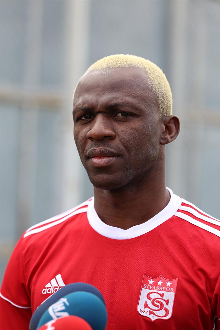 Sivasspor'un golcü futbolcusu Kone, "Daha çok maç kazanacağımızı düşünüyorum" dedi.