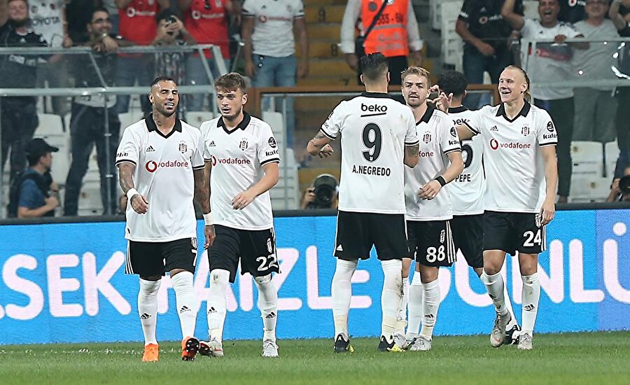 Beşiktaş'ın gol sevinci.