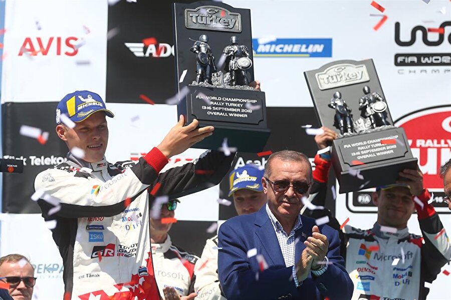 Tükiye Rallisi'nde kazanan Ott Tanak oldu.