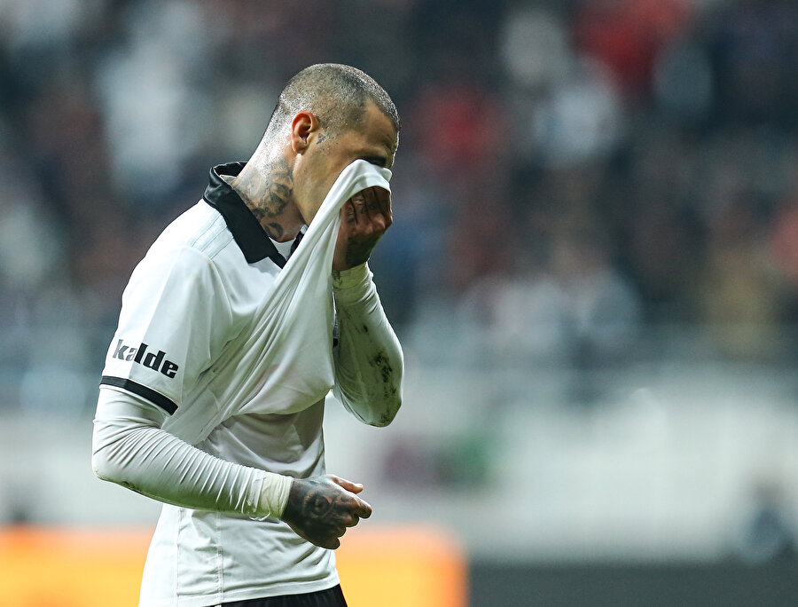 Ricardo Quaresma, Sivasspor karşısında alınan mağlubiyetin ardından büyük üzüntü yaşıyor.