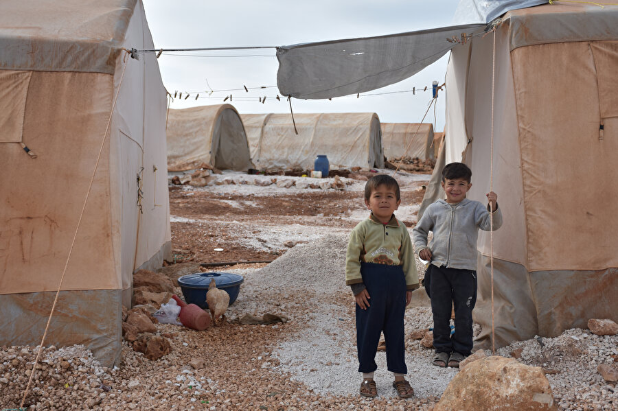 Humuslu Türkmenler, Beşşar Esed rejiminin topraklarını ele geçirmesi ve onları göçe zorlamasının ardından mayıs ayında İdlib'e sığınmıştı.