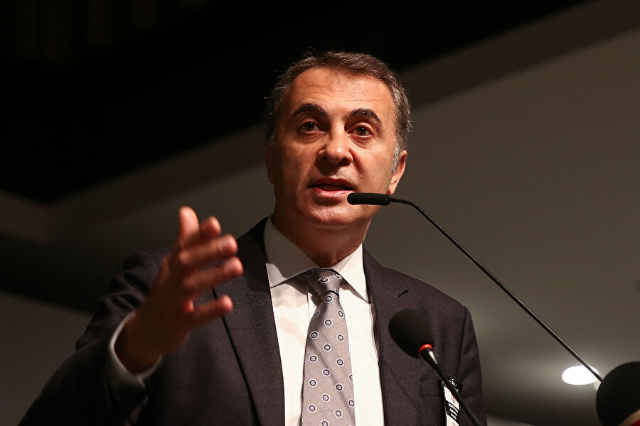 Kulüpler Birliği Başkanı Fikret Orman açıklama yapıyor...