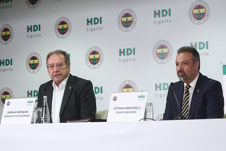 Fenerbahçe ve HDI Sigorta arasında gerçekleşen imza töreni Ülker Stadyumu'nda yapıldı.
