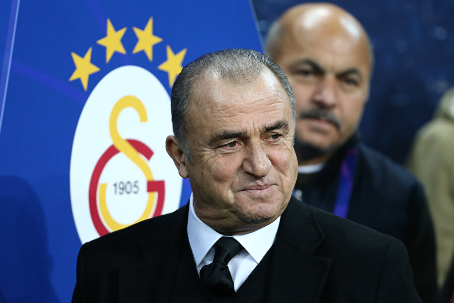 Fatih Terim, objektiflere gülümserken...