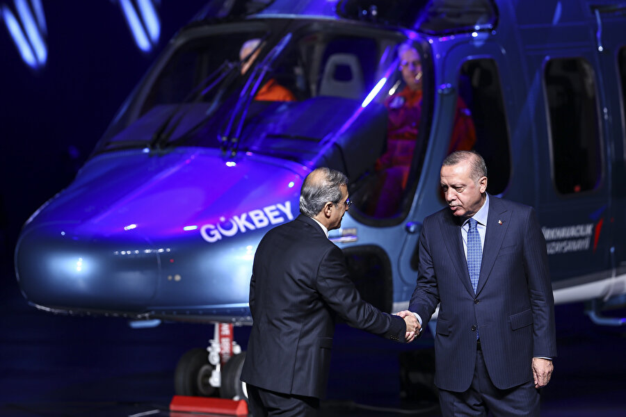 Cumhurbaşkanı Erdoğan, Türk Savunma Sanayii Zirvesinde yeni yerli helikopterin adının açıkladı.