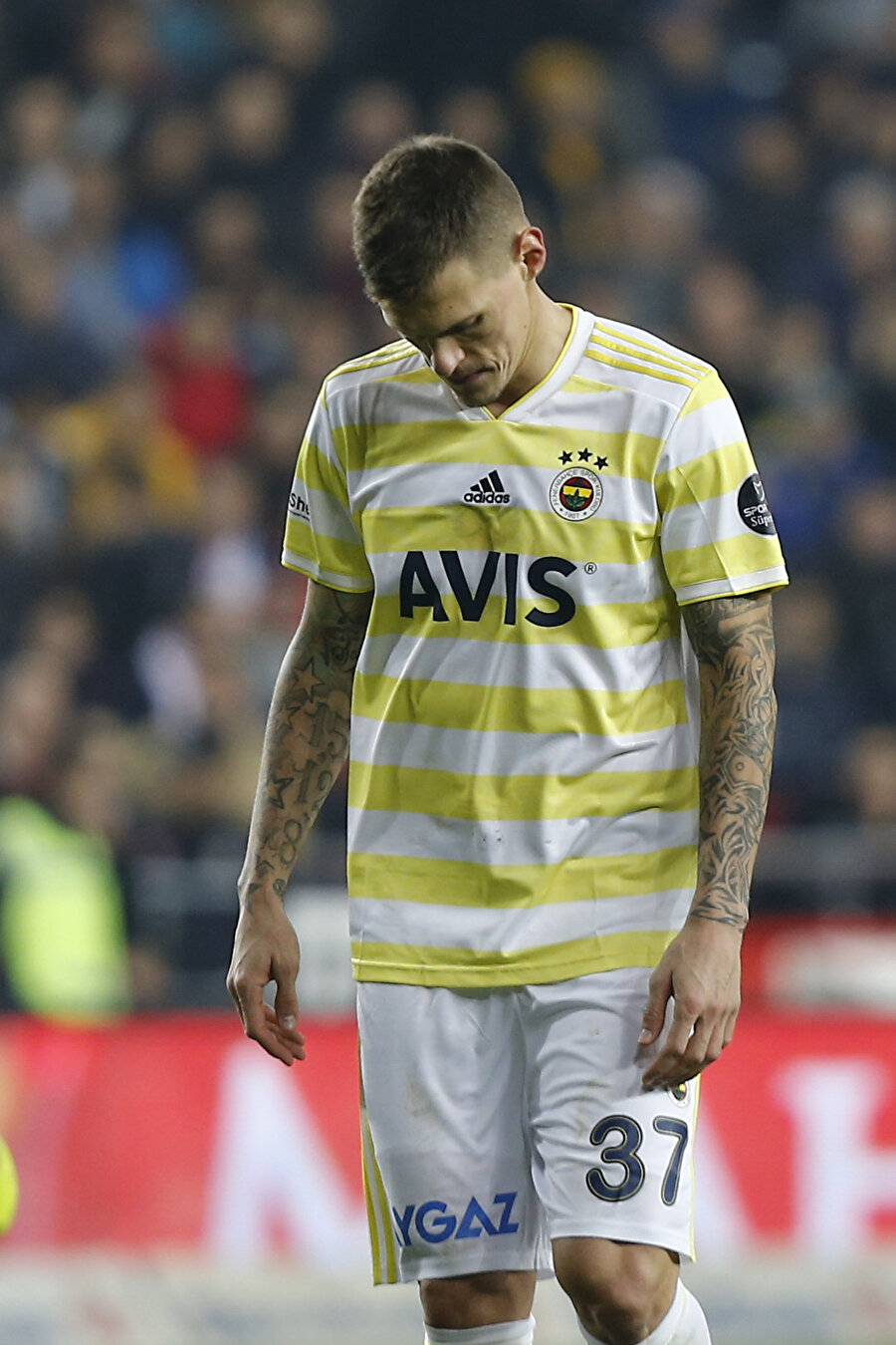 Martin Skrtel, Antalyaspor maçının ardından üzülüyor.