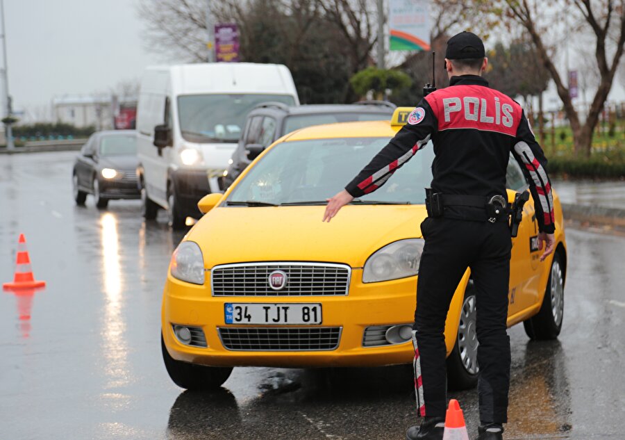 İstanbul'da yıl boyunca taksilere denetleme uygulanıyor.