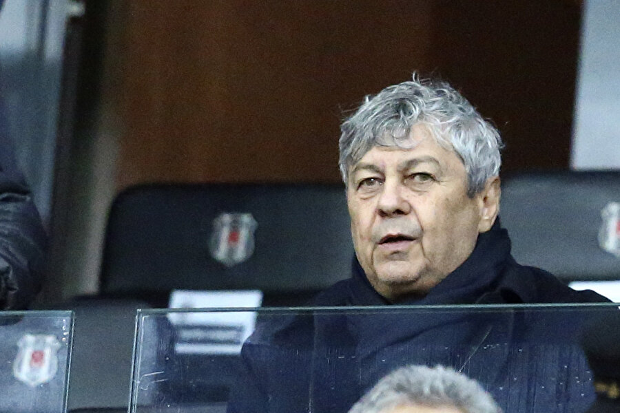 Adı Beşiktaş'la anılan Lucescu da tribündeydi.
