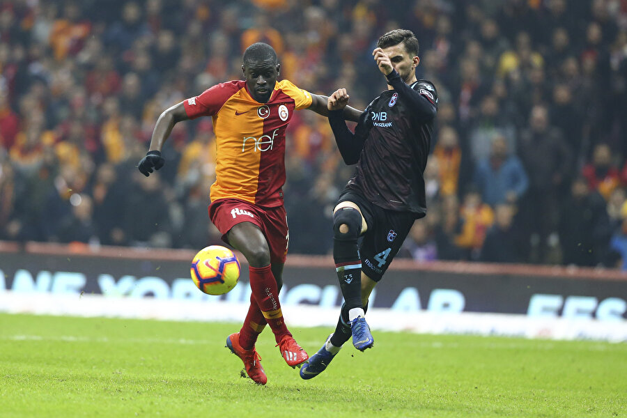 Hüseyin Türkmen, bu sezon 10 Süper Lig maçında forma giydi.