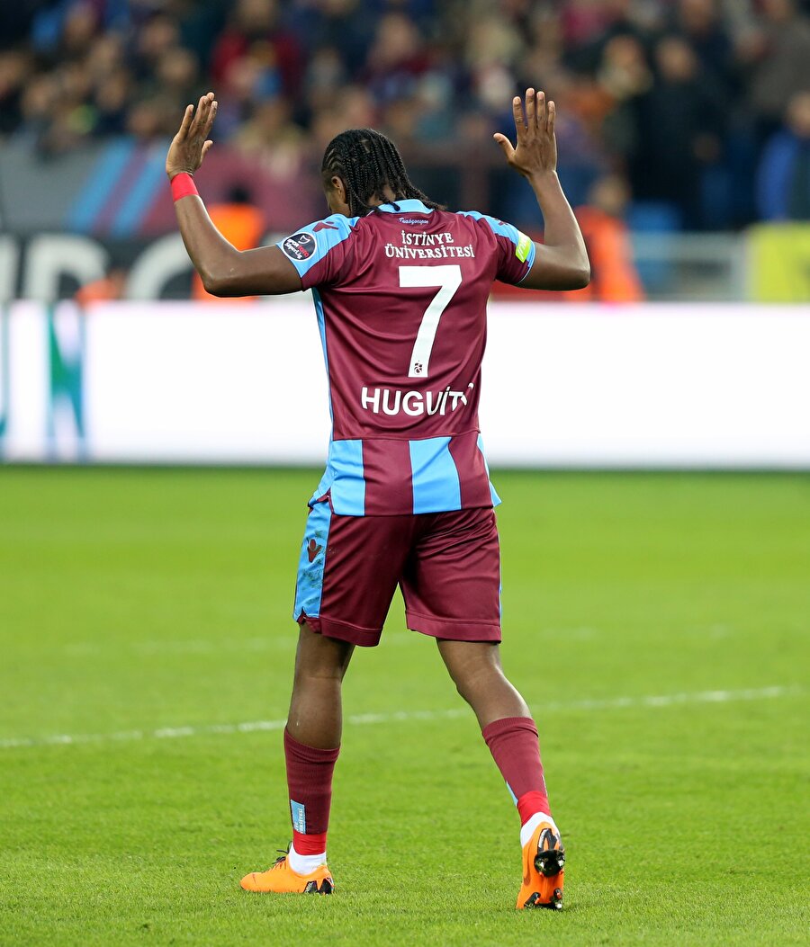 Hugo Rodallega'nın penaltı kaçırdıktan sonra yaşadığı üzüntü.