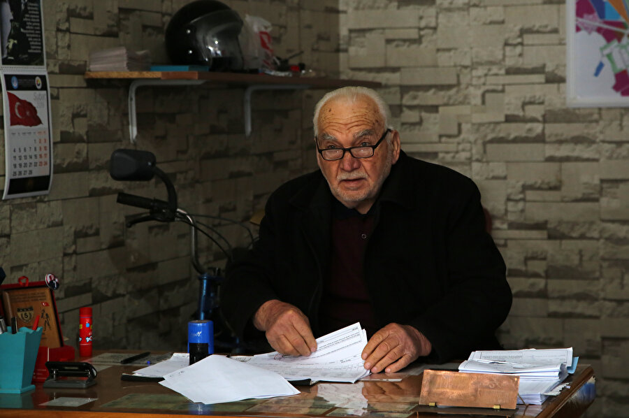 Yılmaz Yener, "Bende muhtarlık mezara kadar" diyor.