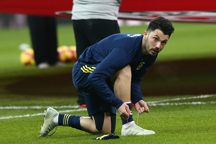 Tolgay Arslan, derbide eski takımı Beşiktaş'a karşı forma giydi.