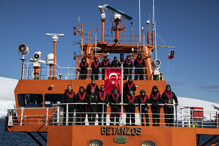 Cumhurbaşkanlığı himayesinde, Sanayi ve Teknoloji Bakanlığı uhdesinde gerçekleşen 3. Ulusal Antarktika Bilim Seferi'nde 4 ülkenin bilimsel araştırma projelerine yönelik çalışmalar da gerçekleştirildi.