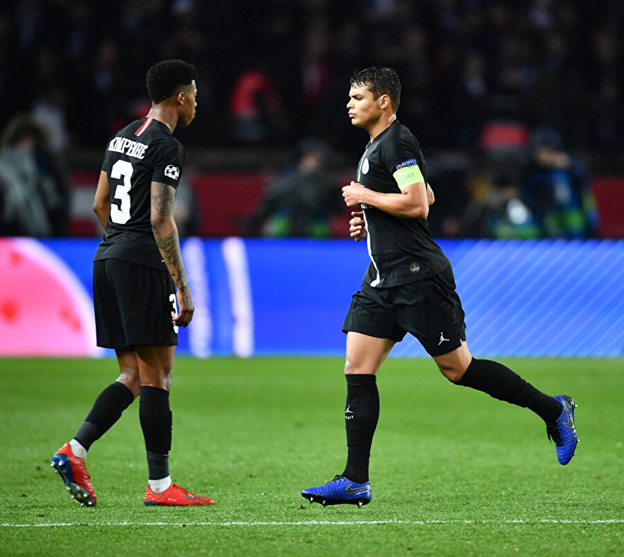 PSG maça çıkmadan şampiyonluğunu ilan etti.