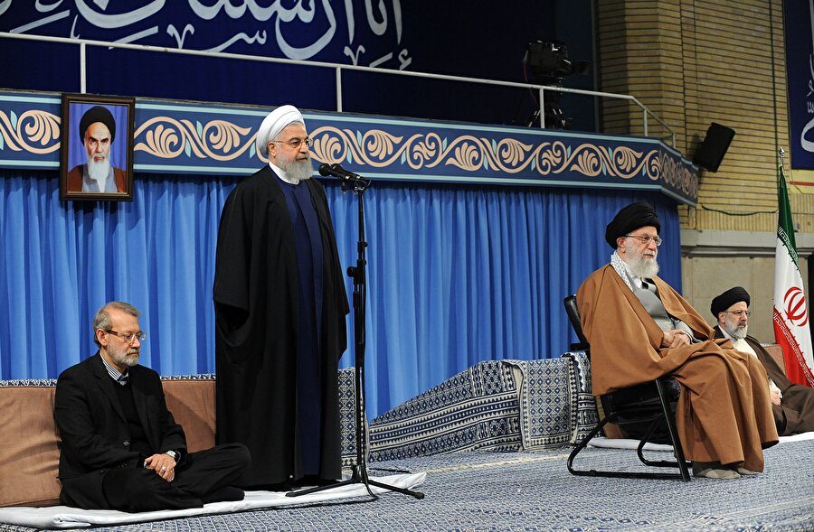 Ruhani, İran'ın ele ele vererek felaketin yaralarını kısa sürede saracağını vurguladı.