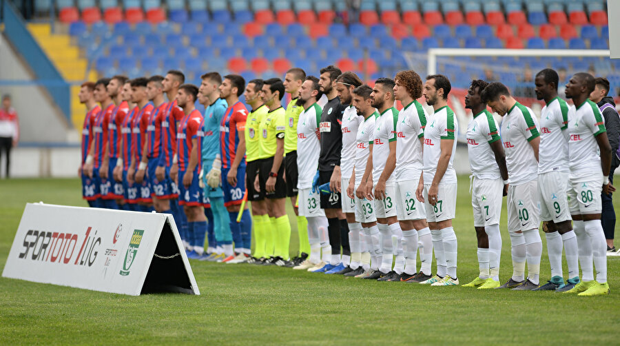Giresunspor son olarak deplasmanda Karabükspor ile karşı karşıya geldi.
