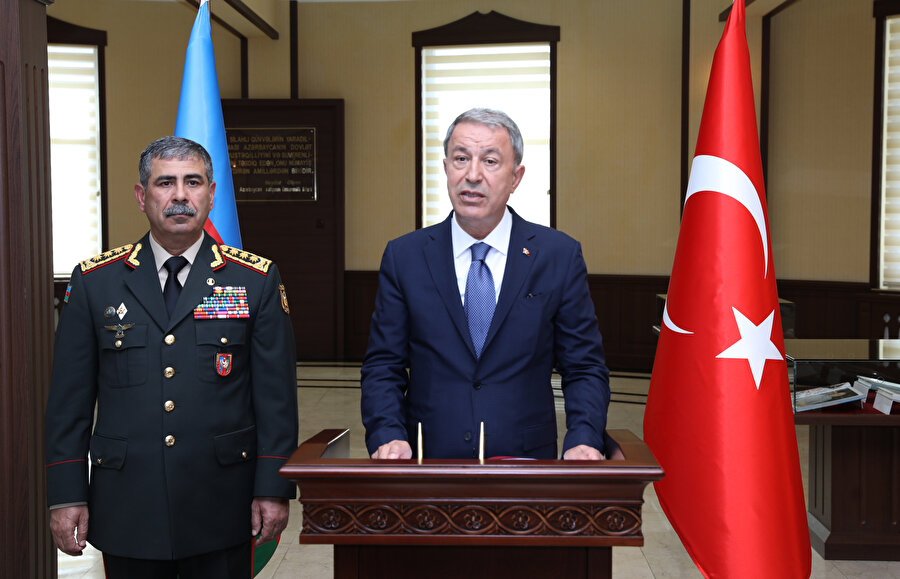 Milli Savunma Bakanı Hulusi Akar