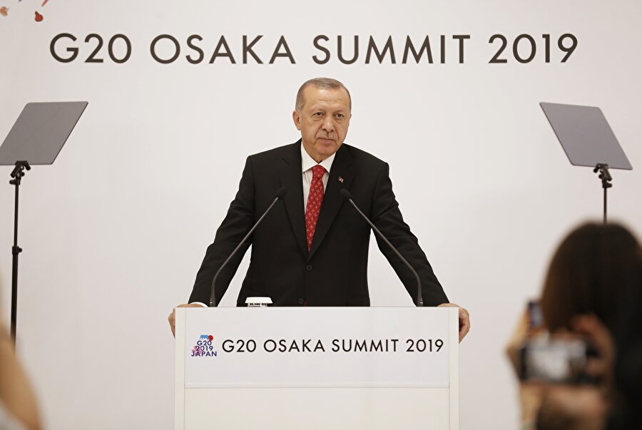 Cumhurbaşkanı Recep Tayyip Erdoğan'ın G-20 zirvesindeki basın toplantısından bir kare