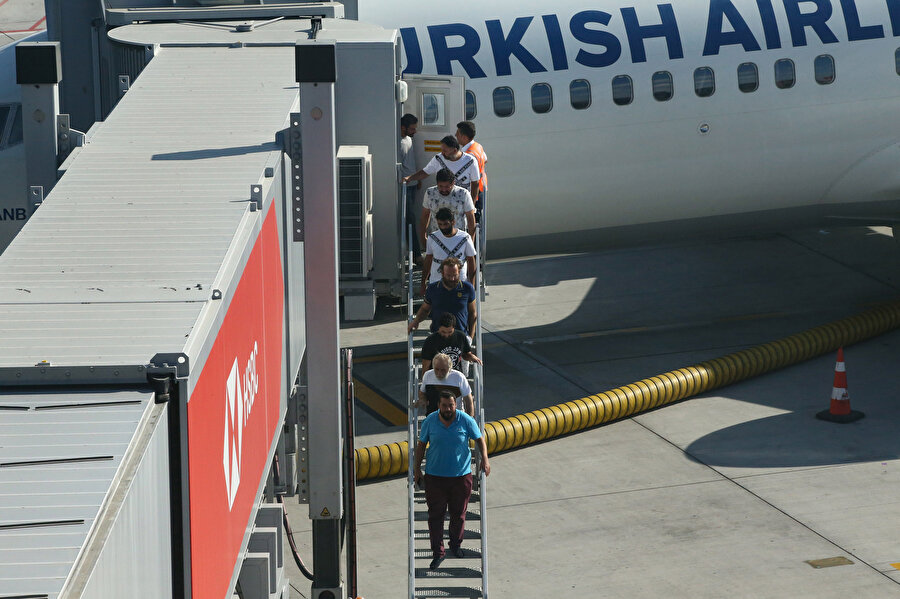 Nijerya'da serbest bırakılan denizciler Türkiye'de