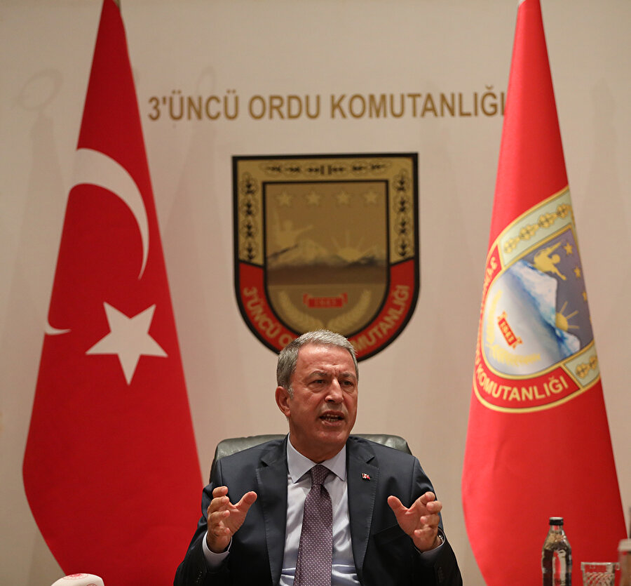 Milli Savunma Bakanı Hulusi Akar