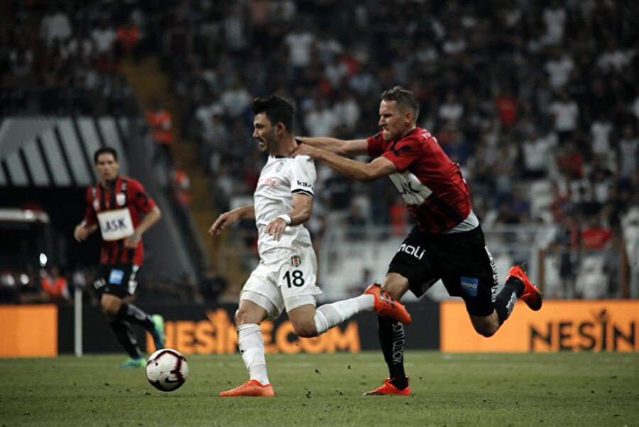 LASK Linz - Beşiktaş maçı TRT 1 ekranlarından canlı yayınlanacak.