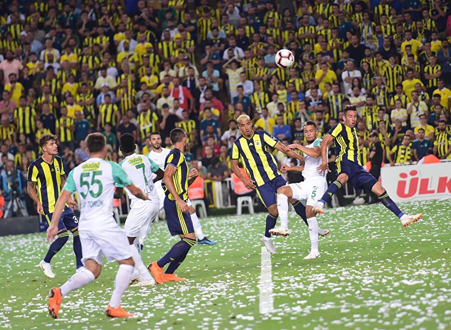 Bursaspor, Süper Lig'in ilk haftasında Fenerbhçe deplasmanından 2-1 mağlup ayılmıştı