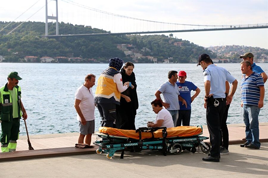 Genç kız olta ile kurtarıldı