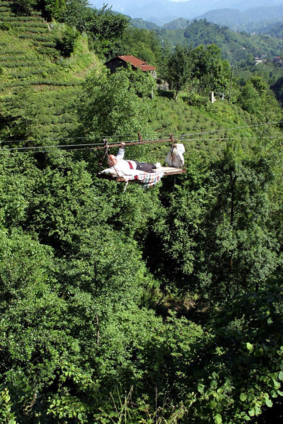 Yöresel ismiyle varangel olarak bilinen teleferikler ölüme davetiye çıkarıyor.