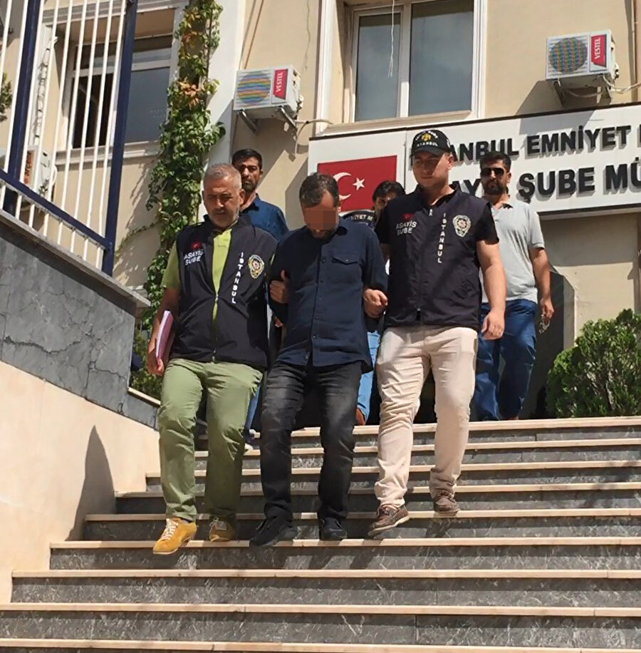 Y.A ve O.O'nun soygunu birlikte planladıkları ve para karşılığı Tarkan E.'ye yaptırdıkları öğrenildi.